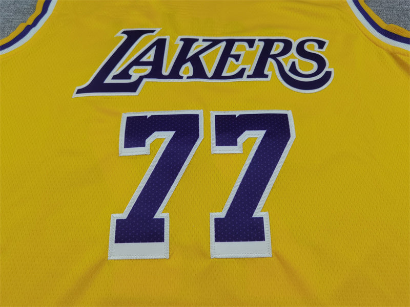 Los Angeles Lakers Luka Dončić #77 Nike Swingman Jersey – Fan Edition