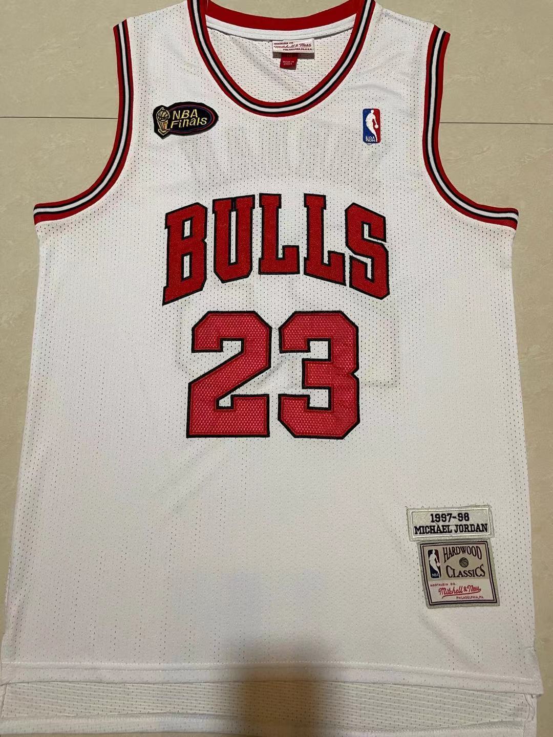 Bulls #23 White Finals Vintage Embroidered Jersey