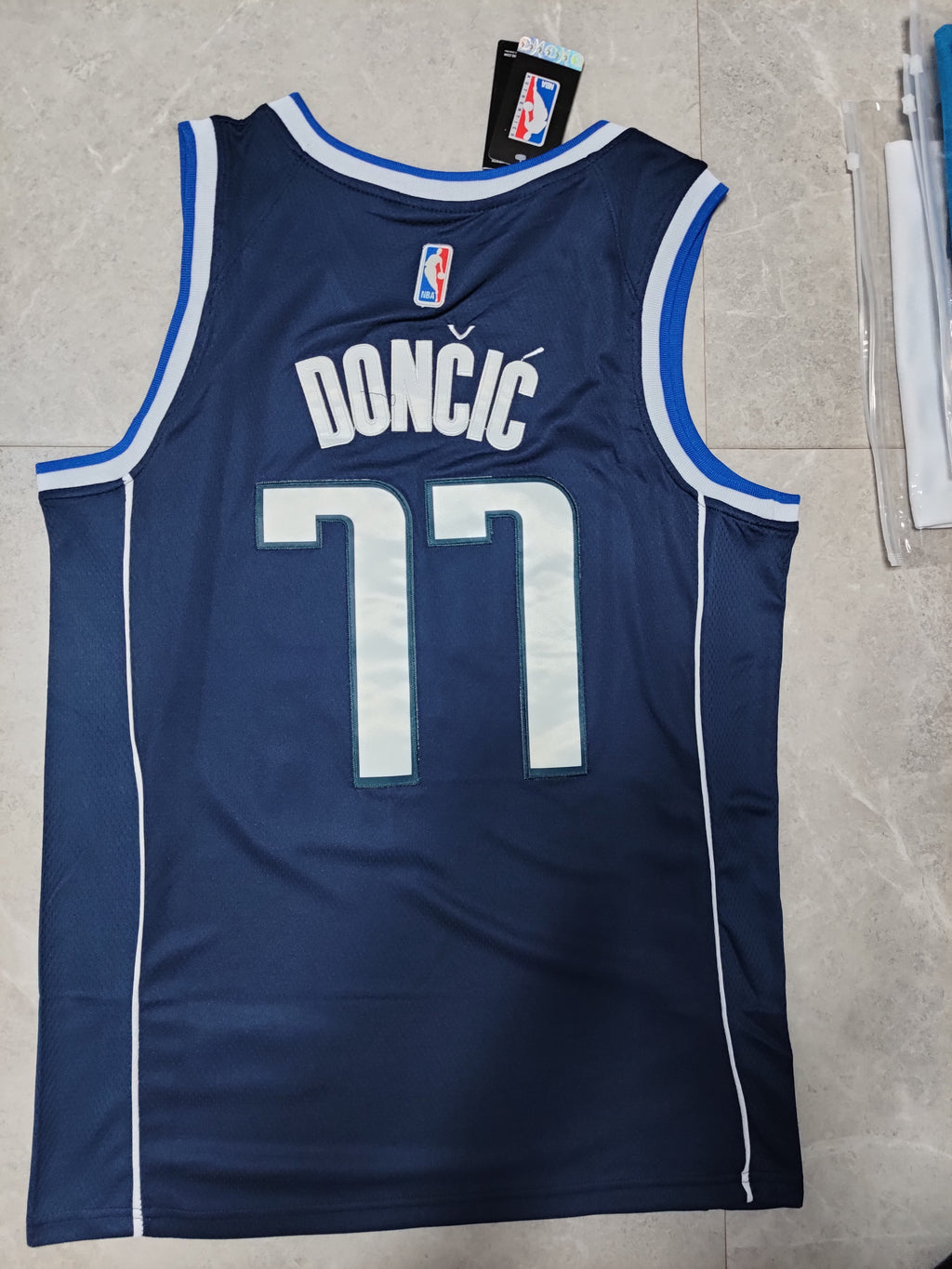 22-23 NBA Dallas Mavericks #77 Luka Doncic Navy Blue Jersey