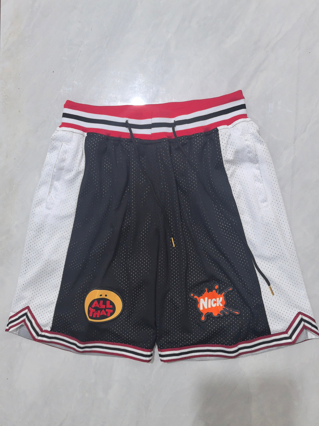 Movie Edition Retro Mesh Pocket Shorts – 90s Hoops Film Collection