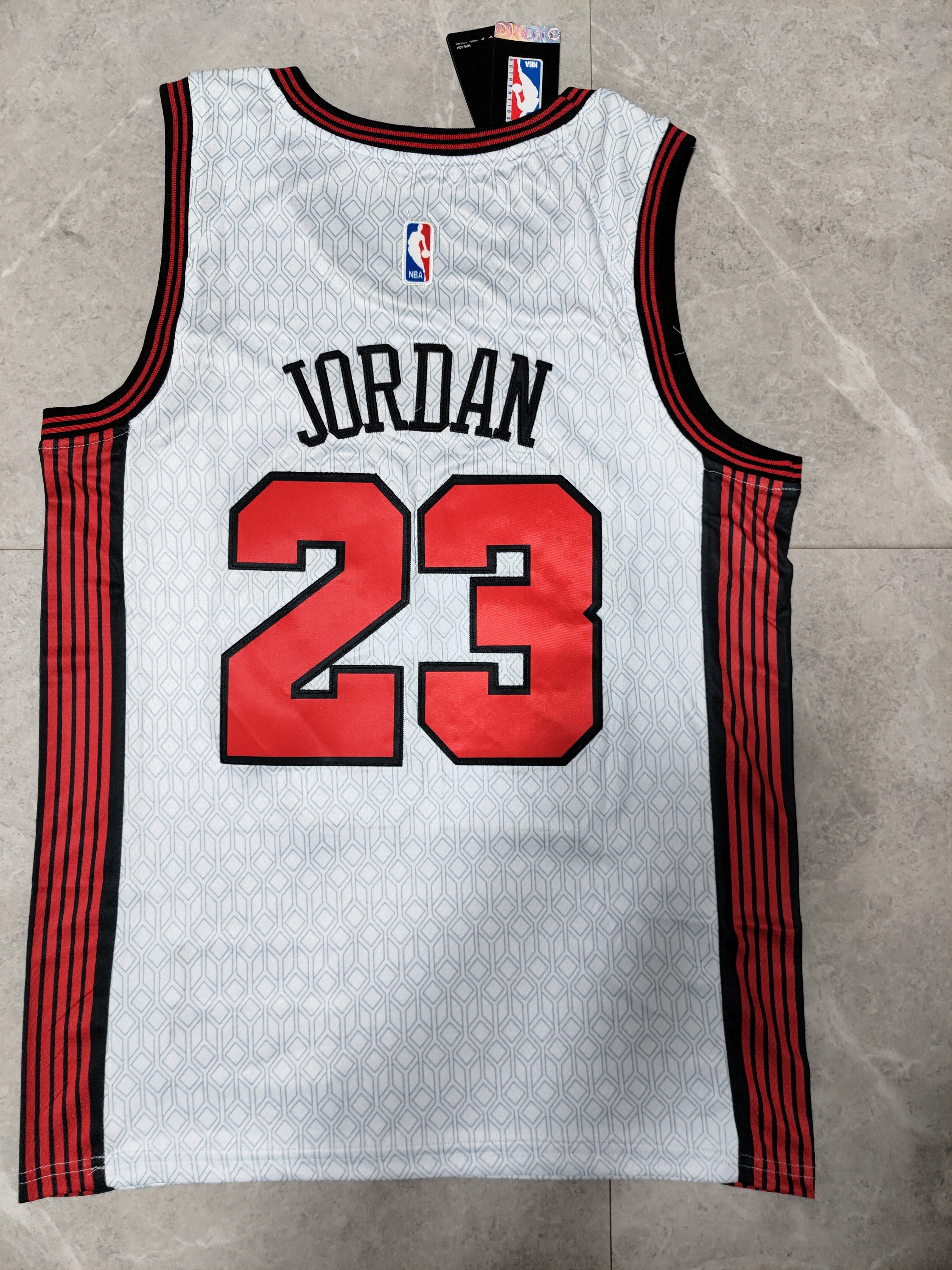 Men's Chicago Bulls Michael Jordan #23 White 1995-96 Hardwood Classics Authentic Jersey