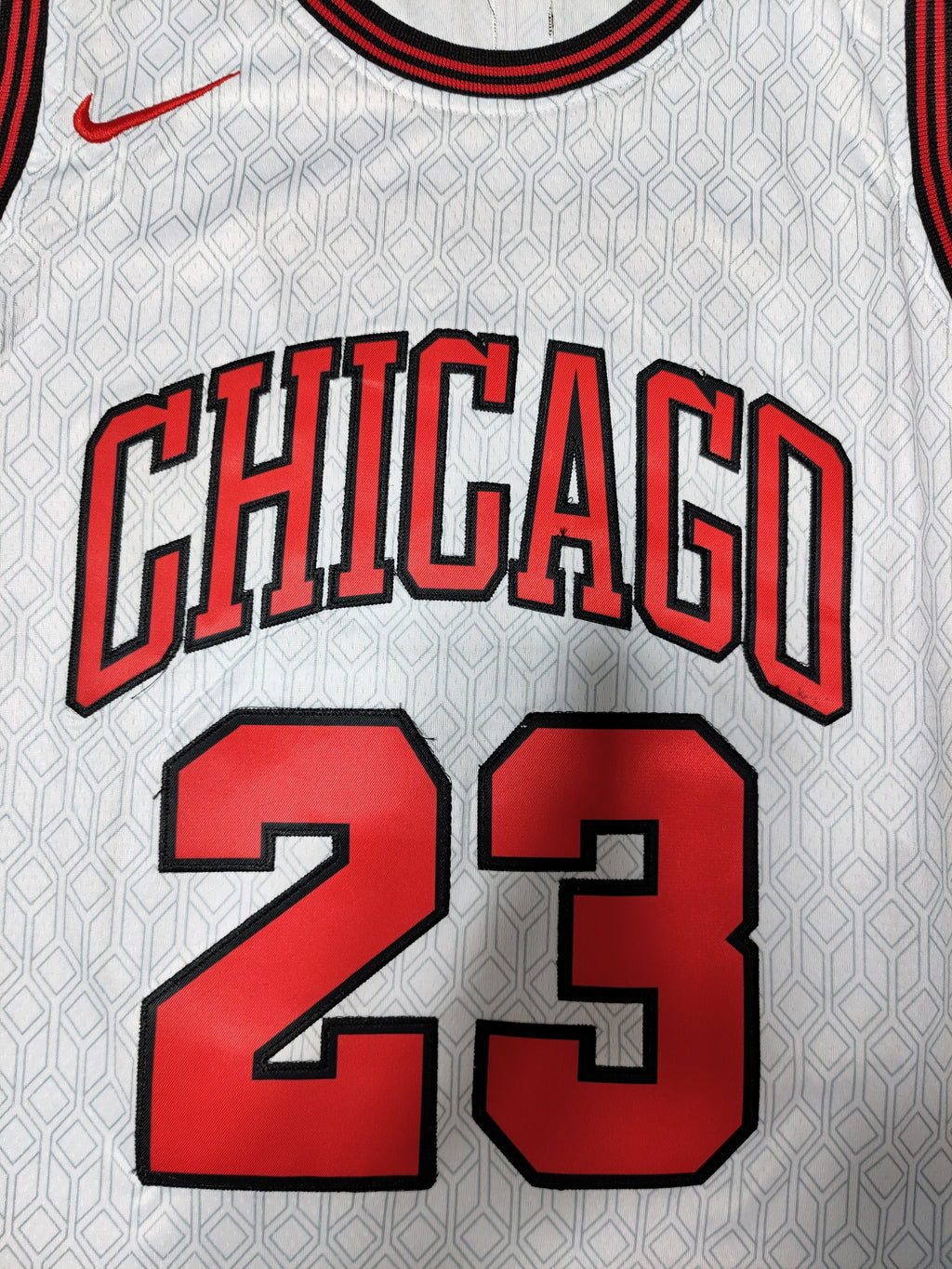 Men's Chicago Bulls Michael Jordan #23 White 1995-96 Hardwood Classics Authentic Jersey