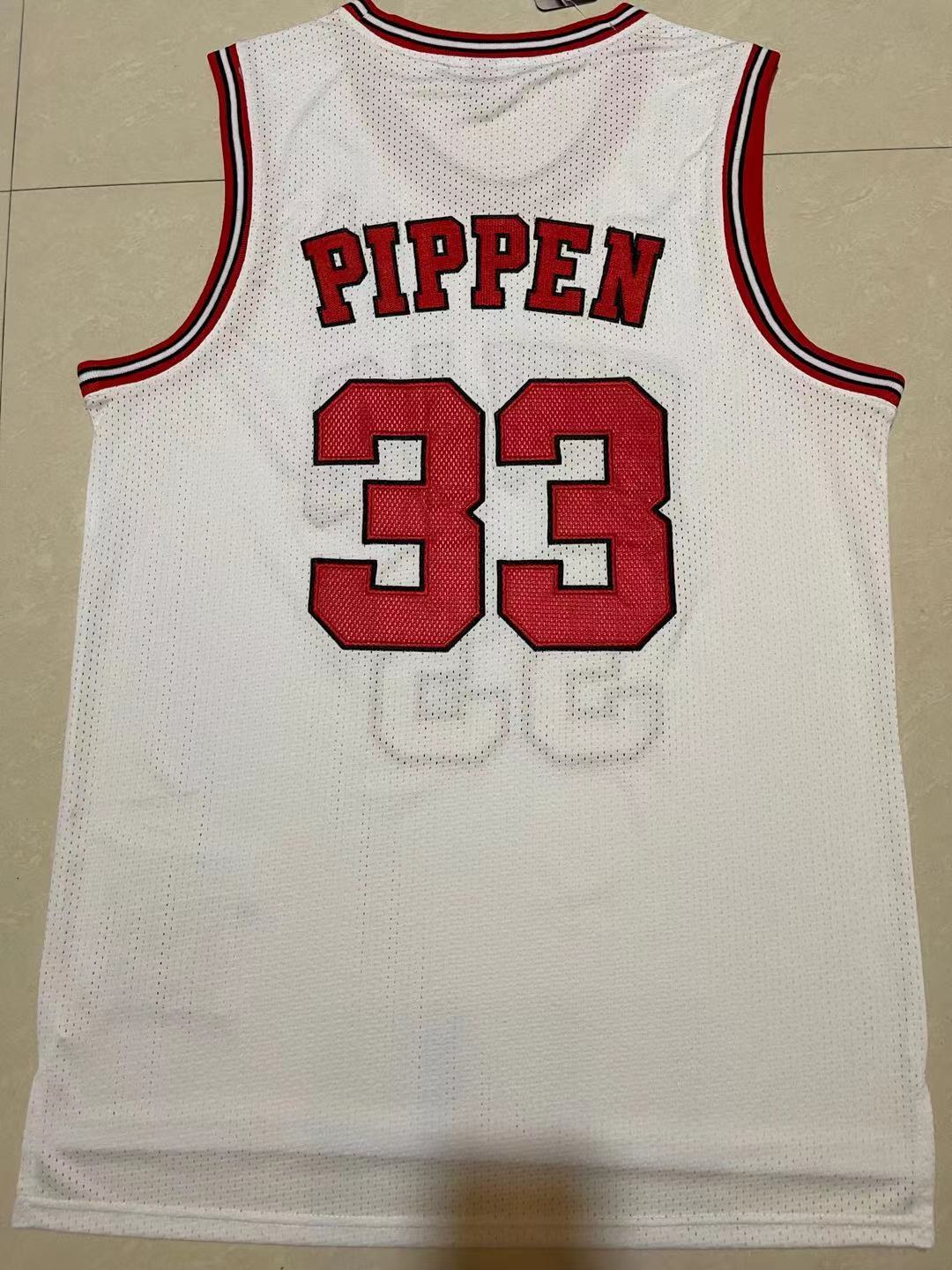 Bulls #33 Scottie Pippen White Vintage Embroidered Jersey