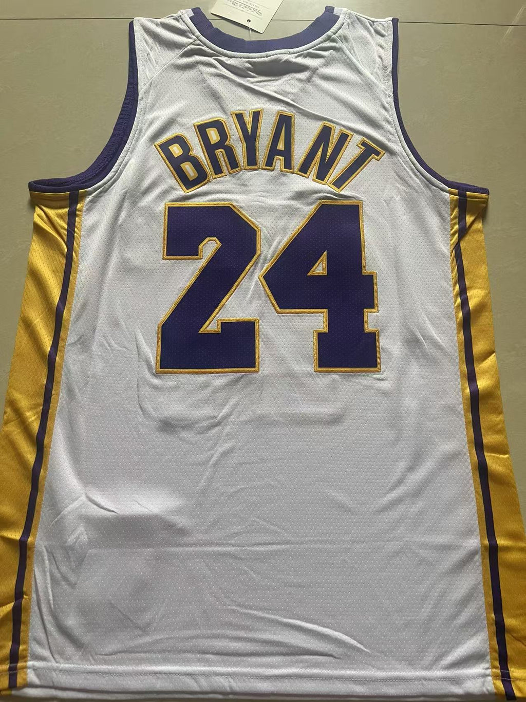 Los Angeles Lakers Kobe Bryant #24 Nike Swingman Jersey – Mamba Legacy Edition