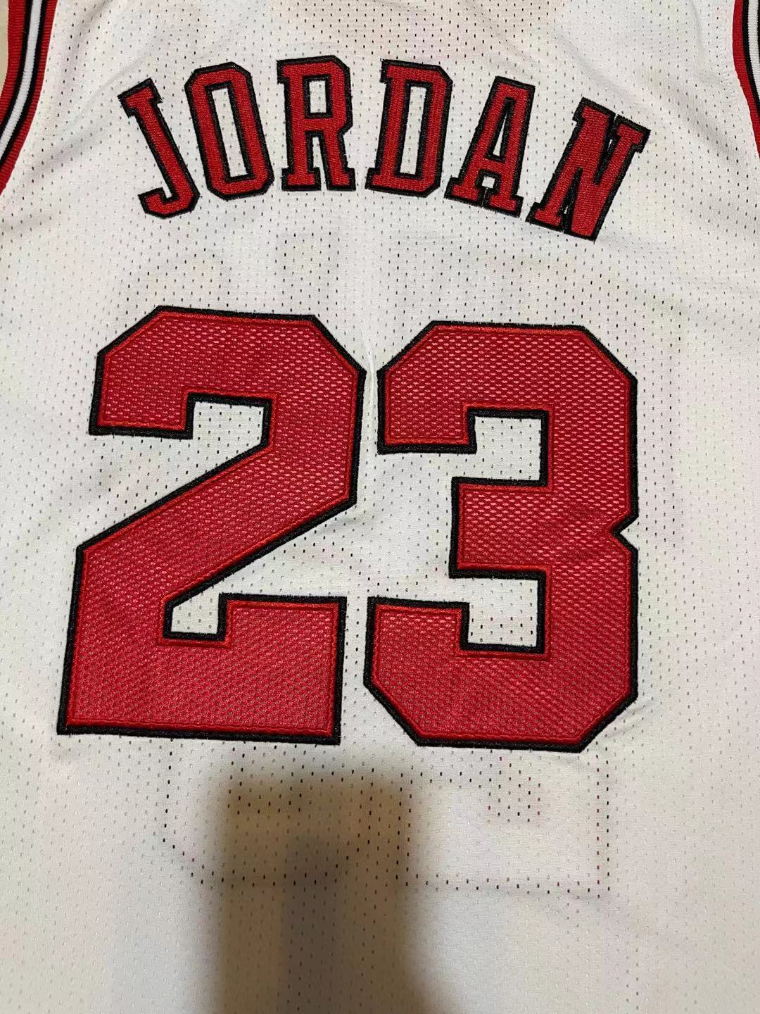 Bulls #23 White Finals Vintage Embroidered Jersey